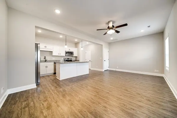 301 Fallow Cir, Clarksville, TN 37040