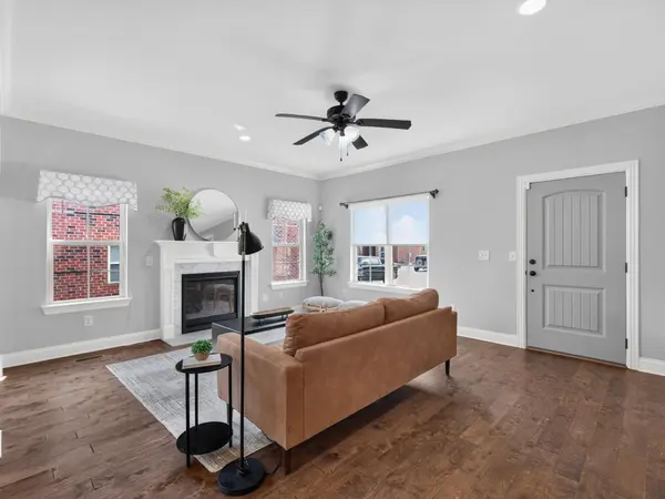 3040 Dogwood Trl, Spring Hill, TN 37174