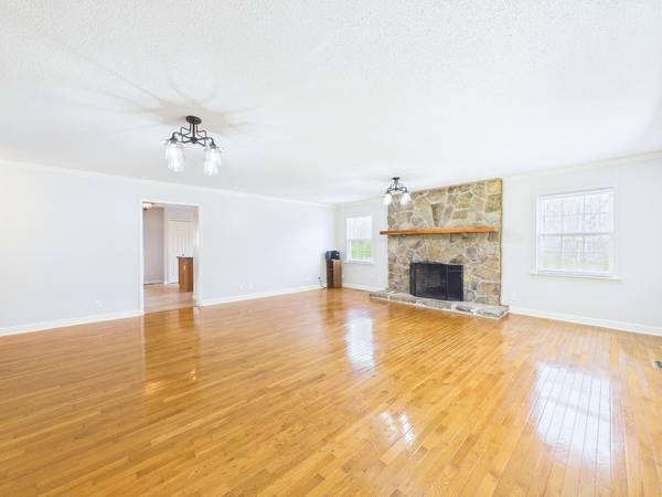 228 County Road 326, Sweetwater, TN 37874