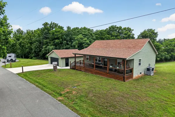 240 Dillon Ln, Baxter, TN 38544