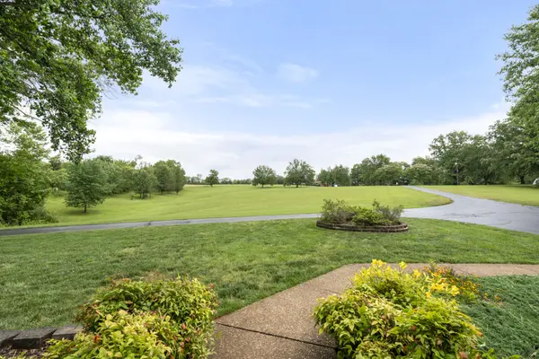 1100 Mill Rd, Dickson, TN 37055