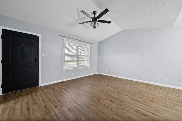 601 Millie Dr, Oak Grove, KY 42262