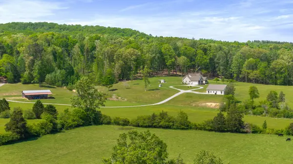 1809 County Road 50, Riceville, TN 37370