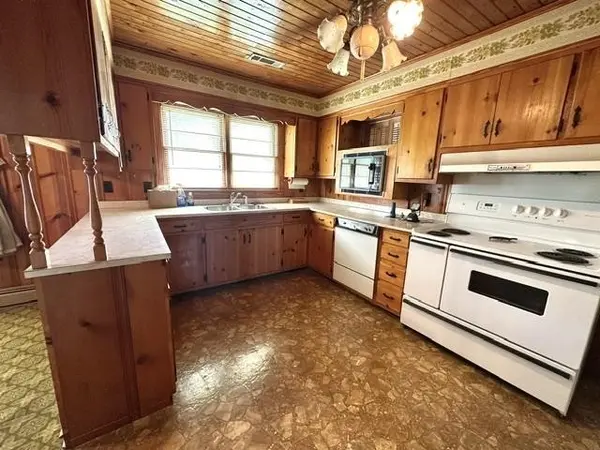 19405 HWY 69, Savannah, TN 38372