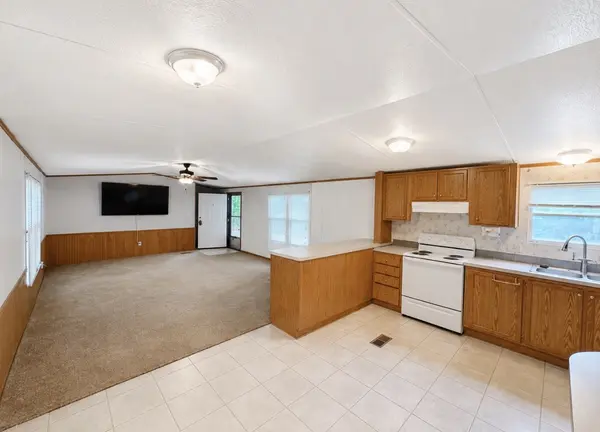 1865 McWhorter Rd, Cunningham, TN 37052