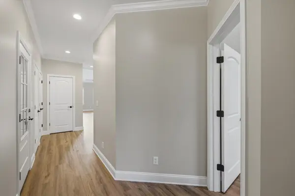 211 Village Cove Circle, Englewood, TN 37329