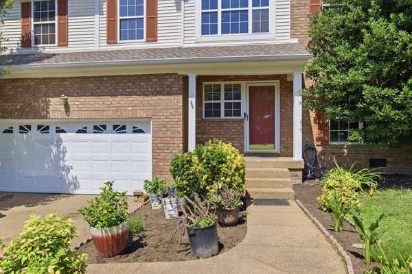 2100 Billingsham Ct, Mount Juliet, TN 37122