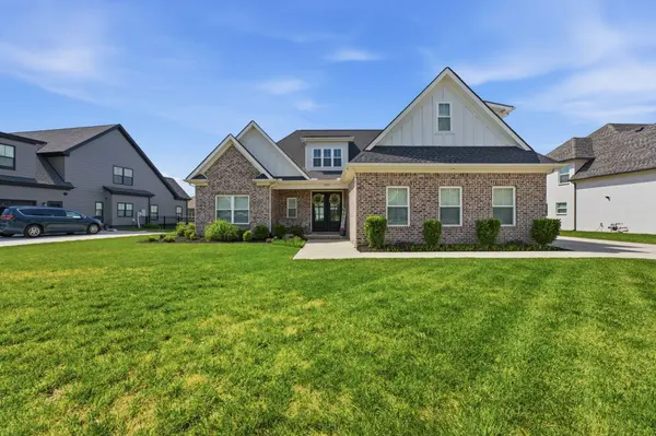 4041 Merryman Ln, Murfreesboro, TN 37127