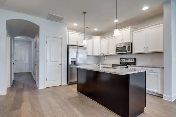 216 Bixby Private Ln, Hendersonville, TN 37075
