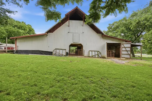 6222 Cayce Lane, Columbia, TN 38401