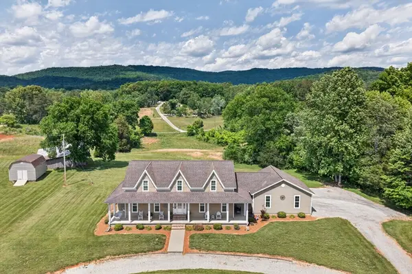 1444 Cherry Creek Rd, Sparta, TN 38583