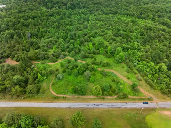 27 Flatbush Ln, Spencer, TN 38585