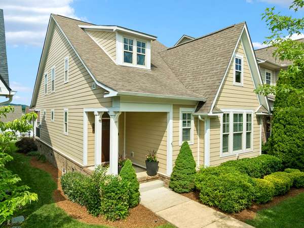 2764 Americus Dr, Thompsons Station, TN 37179