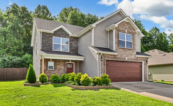 1177 Gentry Dr, Clarksville, TN 37043
