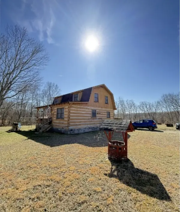 201 Timberline Acres Dr, Manchester, TN 37355