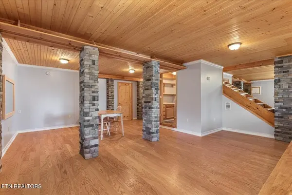 1736 Rafter Road, Tellico Plains, TN 37385