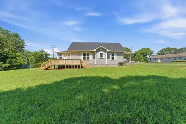 323 Kennedy St, Lawrenceburg, TN 38464