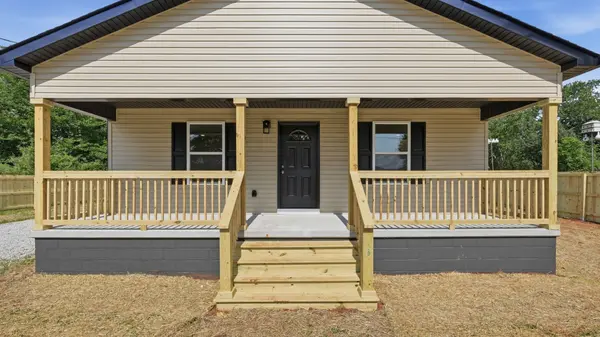 109 Spruce St, Cowan, TN 37318