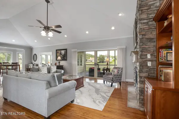 424 Wewoka Circle, Loudon, TN 37774