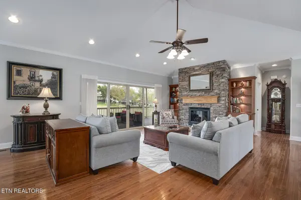 424 Wewoka Circle, Loudon, TN 37774