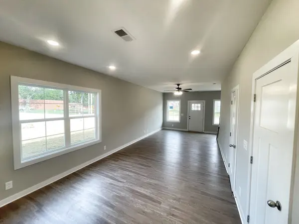 358 Honeycomb Ct, Clarksville, TN 37040