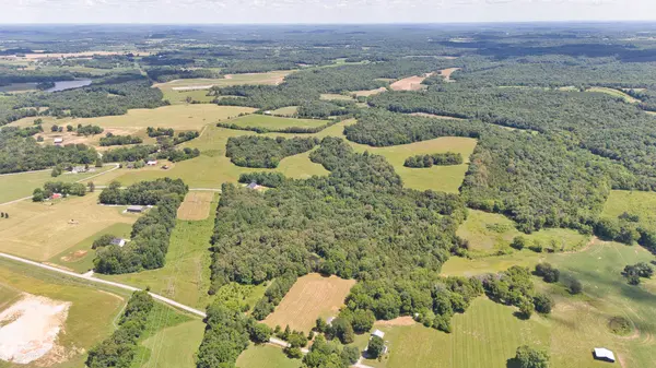 820 Edwards Rd, Russellville, KY 42276