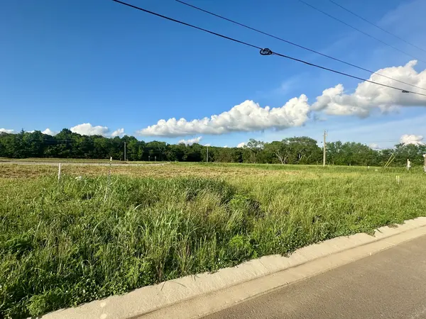 2221 Pickwick Place, Murfreesboro, TN 37127