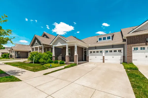 450 Gingerwood Ln, Hendersonville, TN 37075