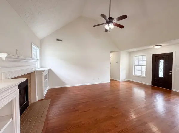 842 Fleming Farms Dr, Murfreesboro, TN 37128