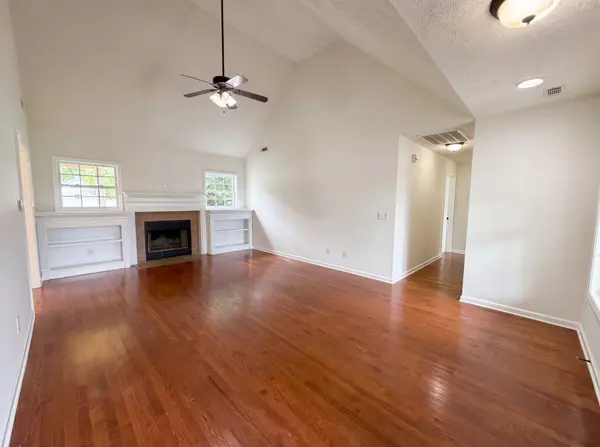842 Fleming Farms Dr, Murfreesboro, TN 37128