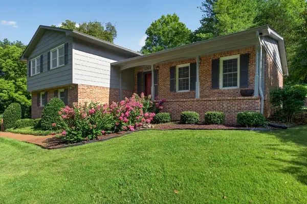 1250 Charles St, Cookeville, TN 38506