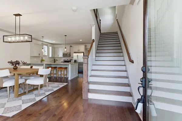 65 Creighton Ave, Nashville, TN 37206