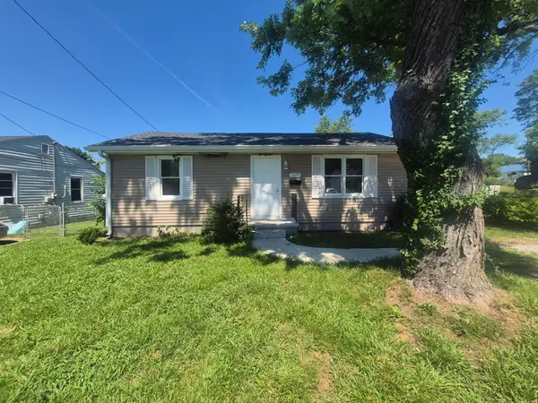 1807 McHenry Dr, Hopkinsville, KY 42240