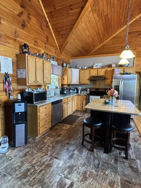 1027 Garland Hollow Rd, Pegram, TN 37143