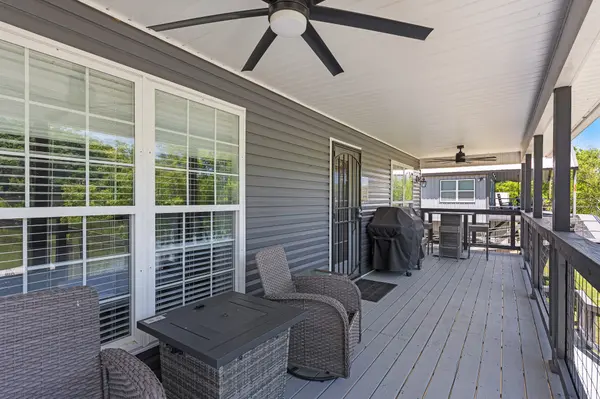 958 Pevahouse Camp Lane, Decaturville, TN 38329