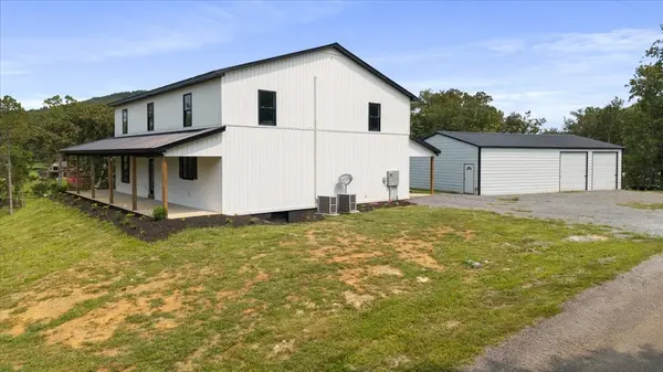 132 Hiwassee Dr, Decatur, TN 37322