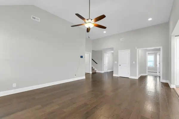506 Latham Ct, Clarksville, TN 37043