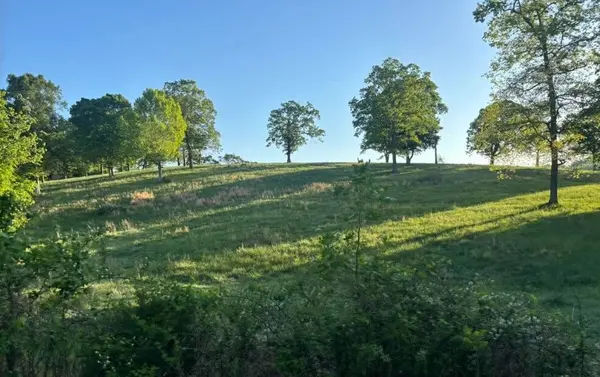 135 Louise Creek Rd,  Cumberland Furnace,  TN 37051