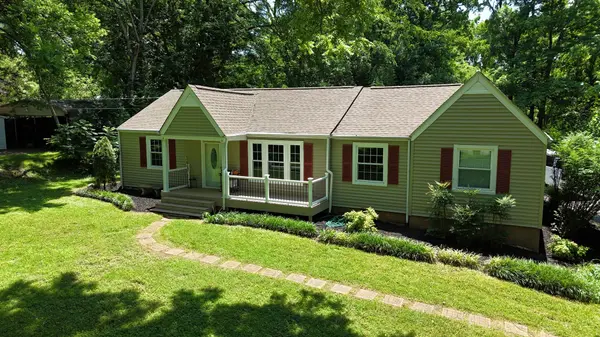 746 Greymont Dr, Nashville, TN 37217