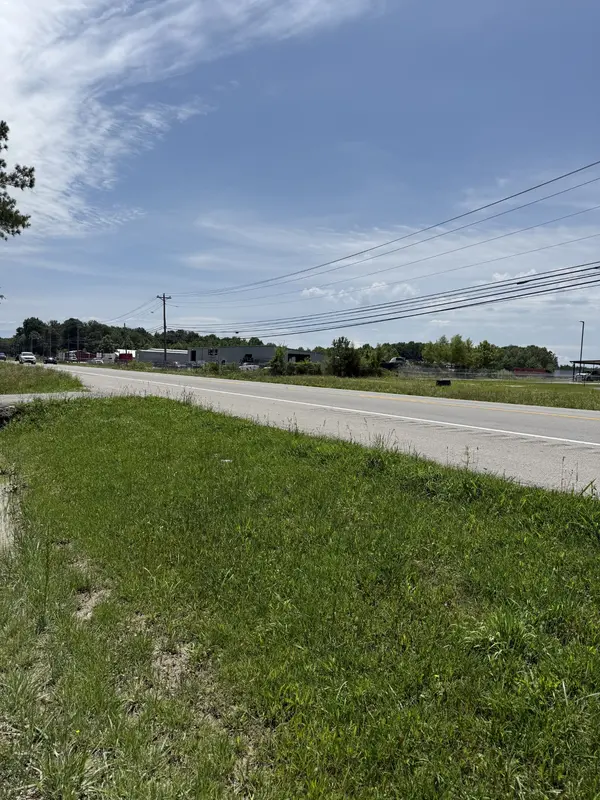 3295 Hillsboro Hwy, Manchester, TN 37355