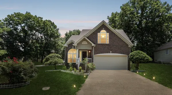 1001 Brookside Woods Blvd, Hermitage, TN 37076