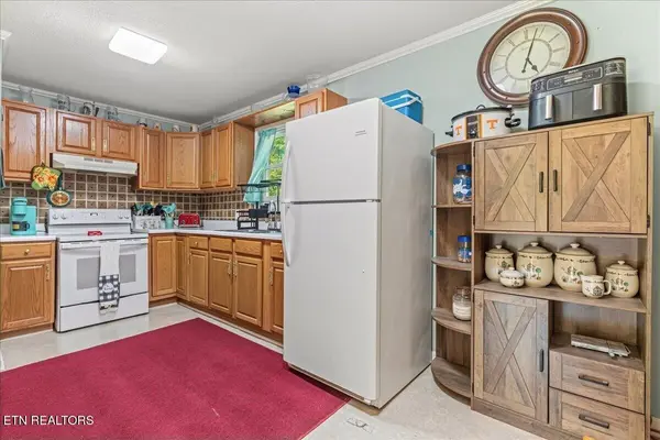 316 N Iowa Ave, Etowah, TN 37331
