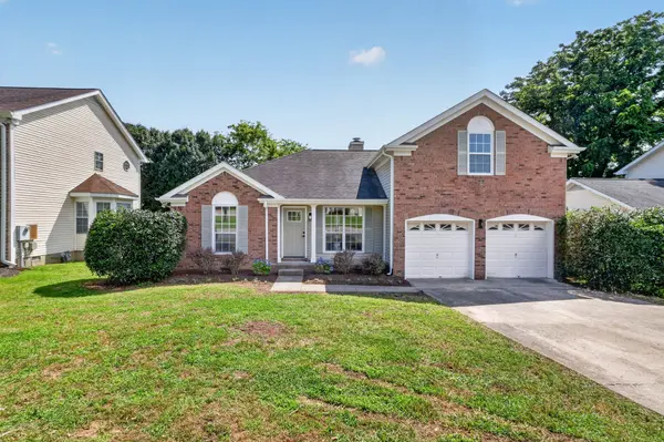 1120 Dawnwood Dr, Old Hickory, TN 37138