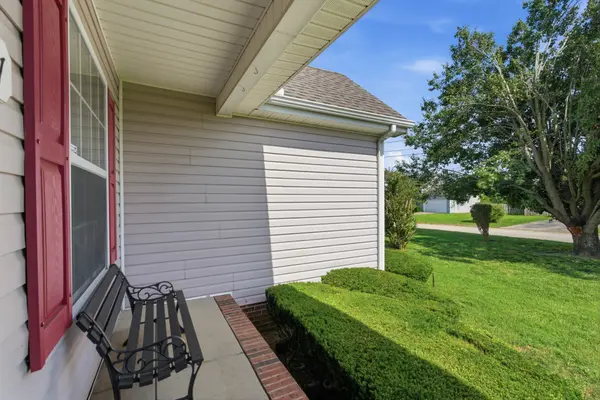 1701 Jamie Dr, Columbia, TN 38401