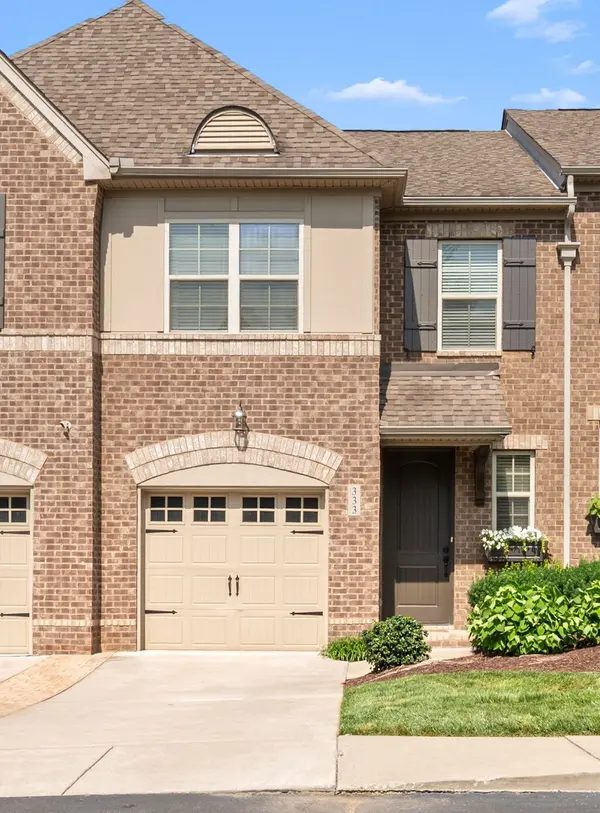 333 Coronado Pvt Cir, Hendersonville, TN 37075