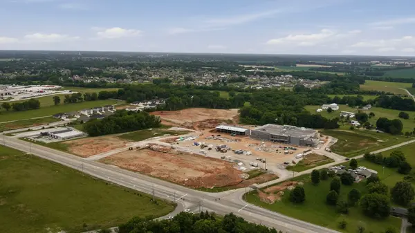 6698 Nashville Rd, Bowling Green, KY 42101