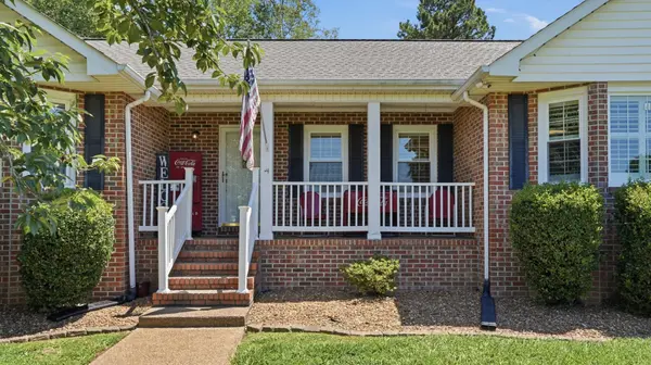 113 Provins Dr, Tullahoma, TN 37388