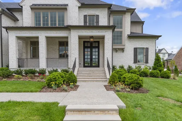 1707 Southwick Dr, Brentwood, TN 37027