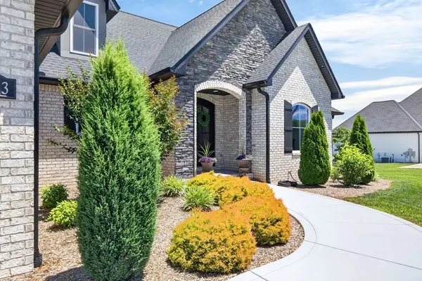 1933 Rivers Edge Dr #SE, Cookeville, TN 38506