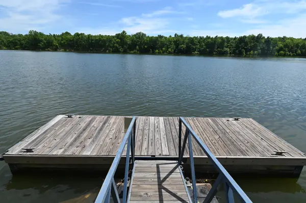 1067 WC Pickett, Clifton, TN 38425